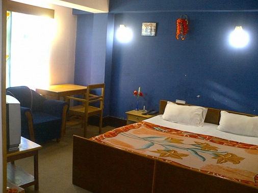 Deluxe Double Bed Non-AC Room