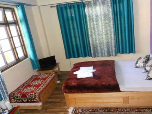 DELUXE Ground Floor Triple Bed (Nonview) Non-AC Room