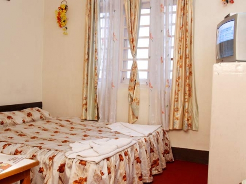 Standard Duoble Non-AC Room