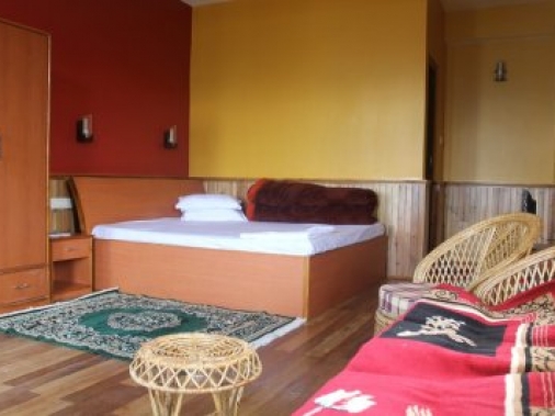 Deluxe (Kanchenjunga View) Non-AC Room