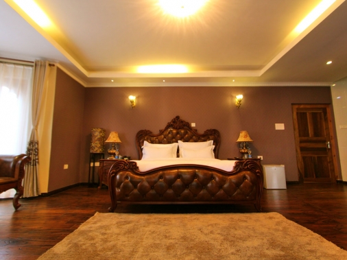 Signature Suite AC Room