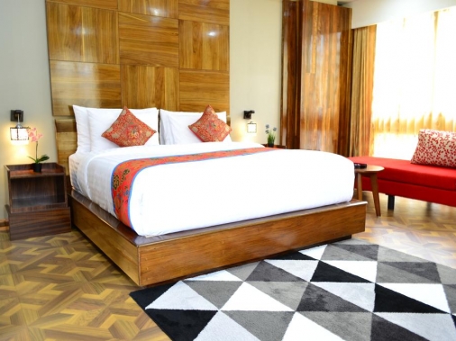 Delux Queen AC Room