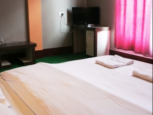 The Cuckoo Non-AC Room