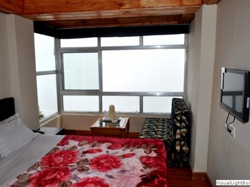 Deluxe (1st Fl.) Non-AC Room
