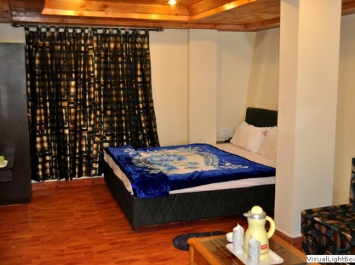 Deluxe (2nd/3rd Fl.) Non-AC Room