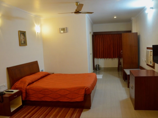 Swimming Pool View Room AC Room