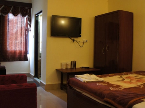 Deluxe Double Non-AC Room