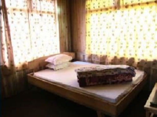 Deluxe Single Occupancy Non-AC Room