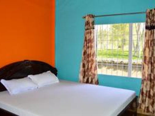 Deluxe Room AC Room