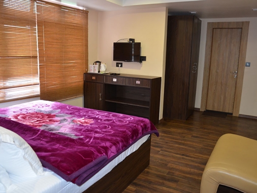 DELUXE Non-AC Room