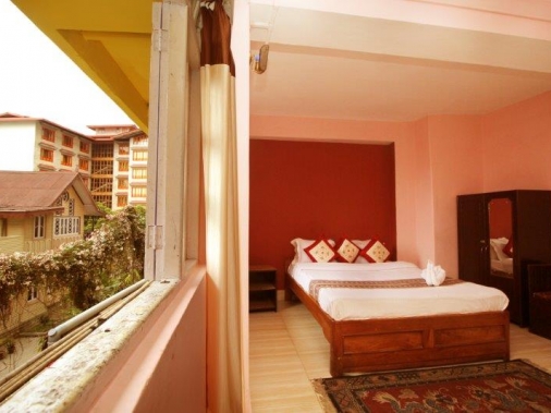 DELUXE SUIT Non-AC Room