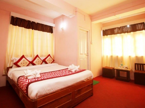 STANDARD DELUXE DOUBLE AC Room