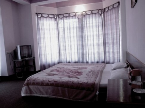 Deluxe Double Bed Non-AC Room