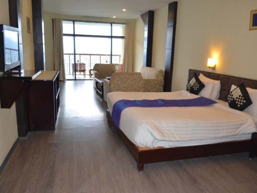 Suite AC Room