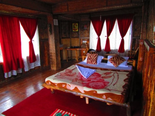 Manivet /Munal Non-AC Room
