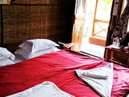 Kamal or Lotus Non-AC Room