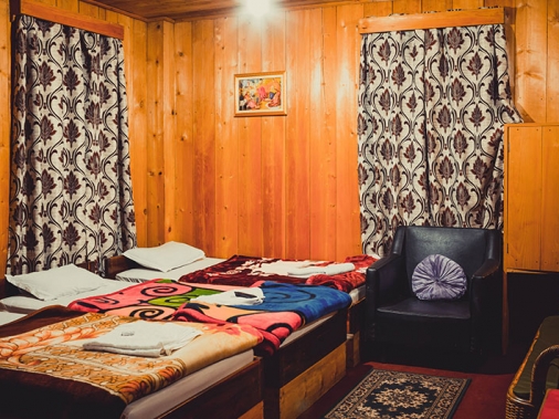 Deluxe Triple Bed Non-AC Room