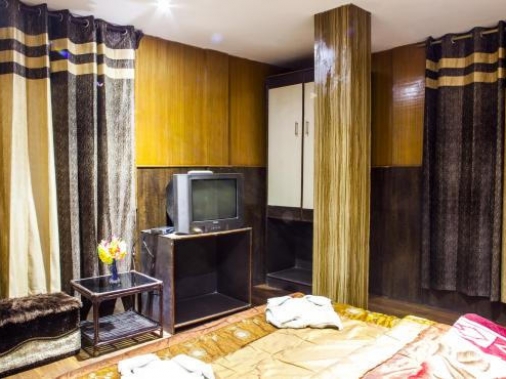Standard Double Bedroom Non-AC Room