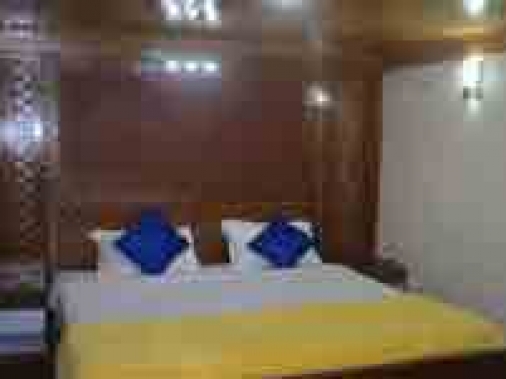 DELUXE ROOM Non-AC Room