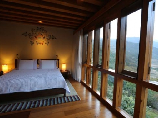 Valley View Rooms AC Room