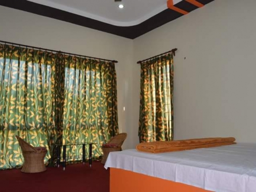 Double Bed Deluxe Non-AC Room