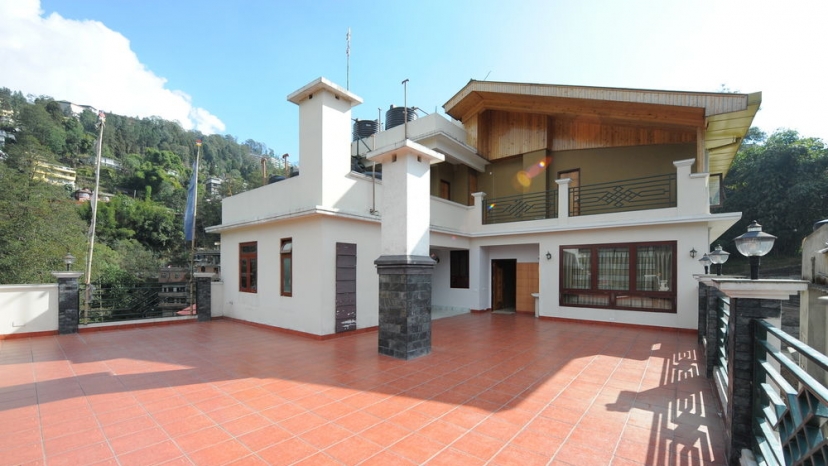 Suhim Portico