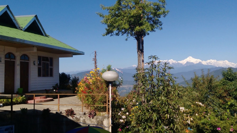 Kanchanjunga Mirror HomeStay