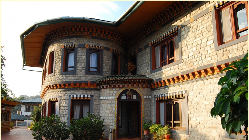 Meri Puensum Resort