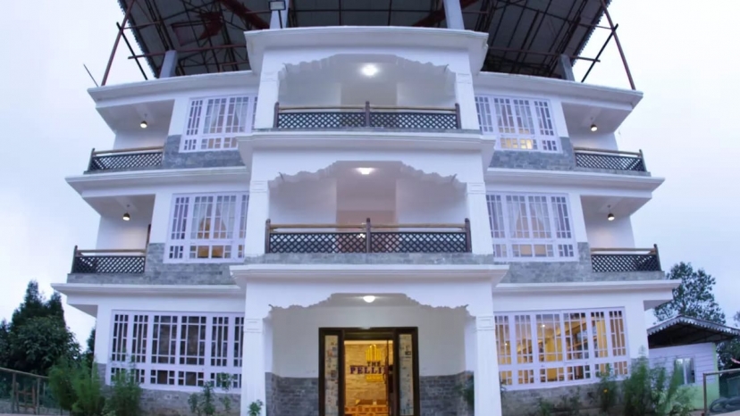 THE PELLING RESORT