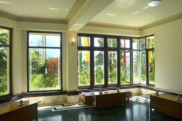 Hotels in Aritar