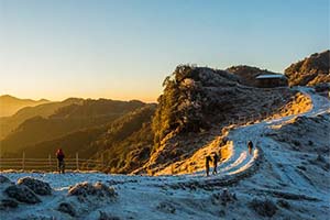 Sandakphu - Scenic retreat of Darjeeling