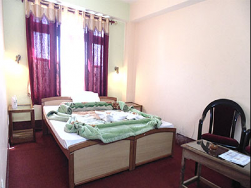 STANDARD Non-AC Room